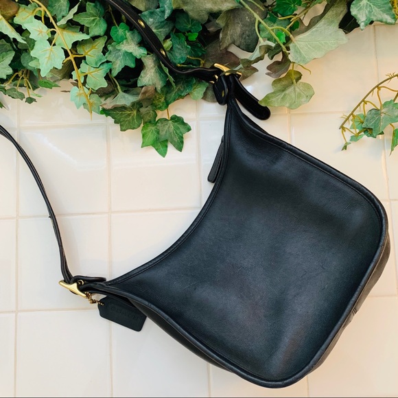 Coach Handbags - Coach | Vintage Black Crossbody Bag Purse